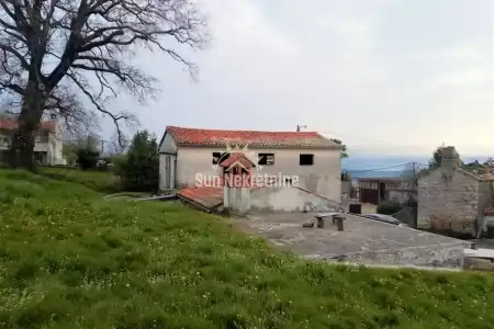 SVETA KATARINA, PIĆAN, ISTRIA, CASA CON PROPRIETA' RURALE E VISTA PANORAMICA