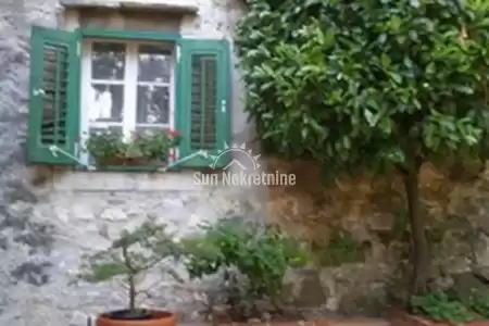 LABIN, ISTRIA, CASA NEL CENTRO STORICO