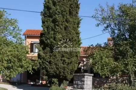 LABIN, ISTRIA, HOUSE WITH LARGE GARDEN