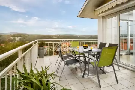 LABIN, ISTRIA, HOUSE WITH BEAUTIFUL VIEW OF THE CITY