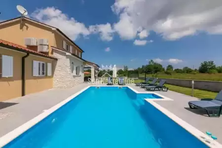 LABIN, ISTRIA, MODERN NEW BUILDING WITH TWO APARTMENTS