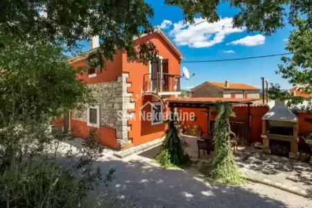 BARBAN, ISTRIA, RENOVATED RUSTIC STONE HOUSE