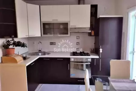 BRSEČ, APARTMANSKA KUĆA SA FANTASTIČNIM POGLEDOM NA MORE