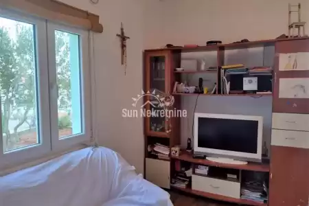 BRSEČ, APARTMANSKA KUĆA SA FANTASTIČNIM POGLEDOM NA MORE