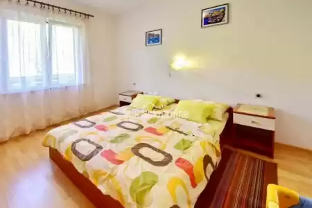 BRSEČ, APARTMANSKA KUĆA U BLIZINI MORA