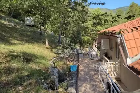 BRSEČ, CASA INDIPENDENTE VICINO ALLA SPIAGGIA