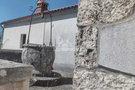 LABIN, ISTRA, DVOJNA KAMENA KUĆA S U BLIZINI MORA, PRILIKA !