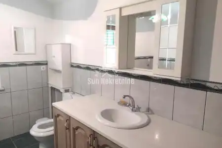 LABIN, ISTRA, DVOJNA KAMENA KUĆA S U BLIZINI MORA, PRILIKA !