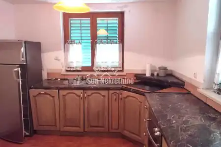 LABIN, ISTRA, DVOJNA KAMENA KUĆA S U BLIZINI MORA, PRILIKA !