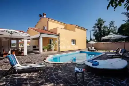 LABIN, ISTRIEN, SCHÖNES HAUS MIT POOL