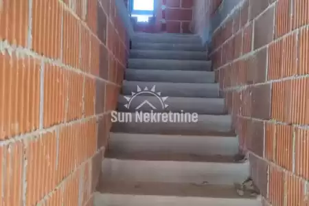 LABIN, ISTRA , KUĆA U IZGRADNJI SA POGLEDOM NA MORE