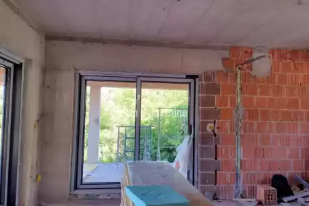 LABIN, ISTRA , KUĆA U IZGRADNJI SA POGLEDOM NA MORE