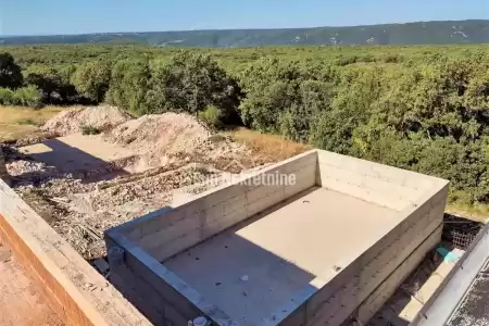 LABIN, ISTRIA, CASA IN COSTRUZIONE CON VISTA MARE