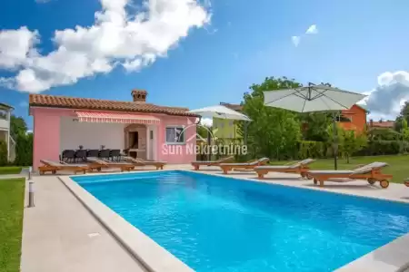 LABIN, ISTRIA, BELLISSIMA CASA CON PISCINA E AMPIO GIARDINO