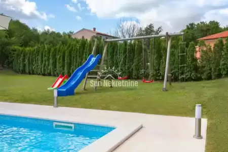 LABIN, ISTRIA, BELLISSIMA CASA CON PISCINA E AMPIO GIARDINO