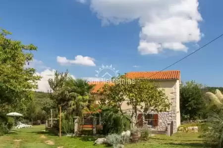 LABIN, ISTRIA, CASA IN PIETRA RISTRUTTURATA DALL'ISTRIA