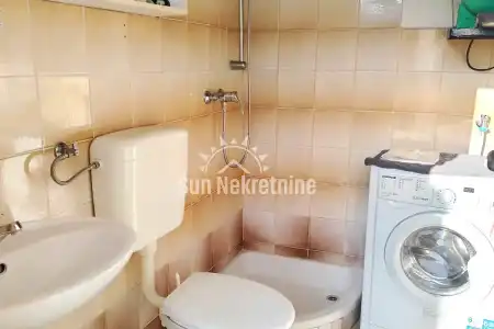 ALBONA, ISTRIA, CASA INDIPENDENTE CON DUE APPARTAMENTI SEPARATI
