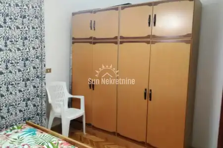 LABIN, ISTRA , SAMOSTOJEĆA KUĆA SA VELIKOM OKUĆNICOM