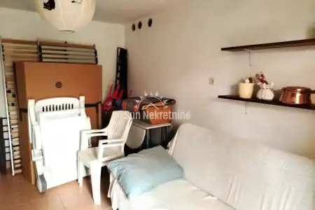 LABIN, ISTRA , SAMOSTOJEĆA KUĆA SA VELIKOM OKUĆNICOM
