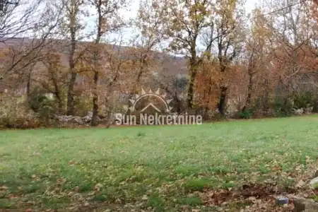 LABIN, ISTRA , SAMOSTOJEĆA KUĆA SA VELIKOM OKUĆNICOM