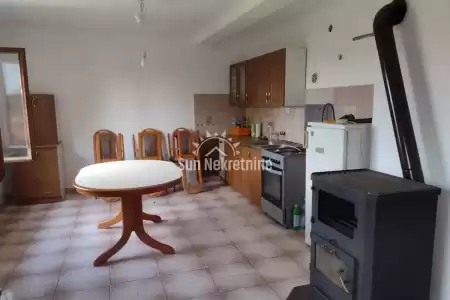 LABIN, NEDEŠĆINA, ISTRIA, CASA FAMIGLIA INDIPENDENTE