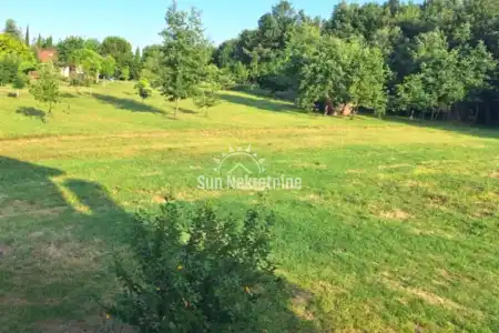 LABIN,ISTRA, GRAĐEVINSKO ZEMLJIŠTE U OKOLICI GRADA
