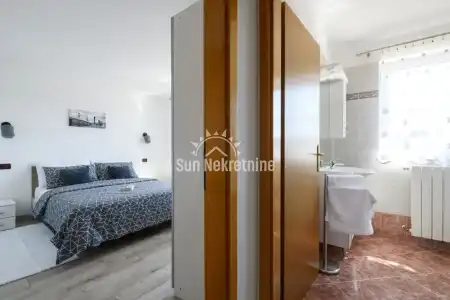 LABIN,ISTRA, PREKRASNA KUĆA SA BAZENOM U OKOLICI LABINA