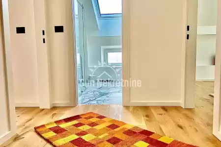 OPATIJA, BEAUTIFUL DUPLEX APARTMENT WITH SEA VIEW