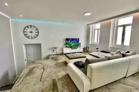 OPATIJA, BEAUTIFUL DUPLEX APARTMENT WITH SEA VIEW