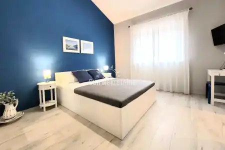 MARČANA, ISTRA, PREDIVNA  NOVOGRADNJA SA BAZENOM U MIRNOM SEOSKOM OKRUŽENJU