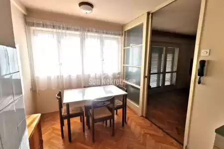 PAZIN, ISTRIA, LARGE TWO-ROOM APARTMENT IN A GREAT LOCATION
