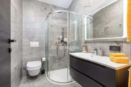 PULA, ŠTINJAN, ISTRA, LUKSUZNA  NOVOGRADNJA  U BLIZINI MORA
