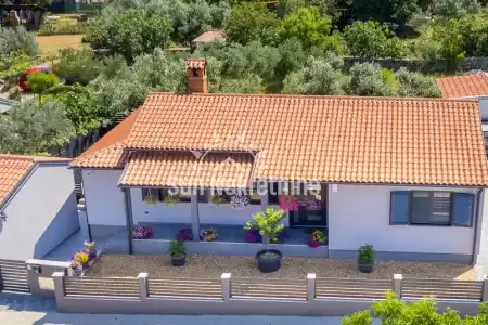 PULA, ŠTINJAN, ISTRA, LUKSUZNA  NOVOGRADNJA  U BLIZINI MORA