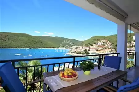 RABAC, ISTRIA, BELLISSIMA VILLA CON SPLENDIDA VISTA MARE