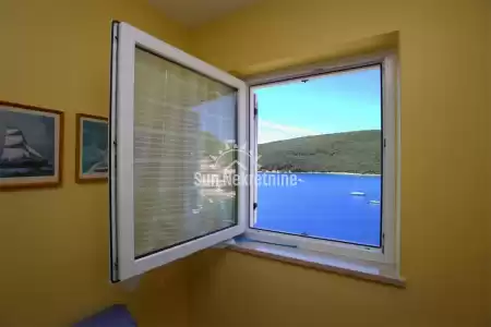 RABAC, ISTRIA, BELLISSIMA VILLA CON SPLENDIDA VISTA MARE