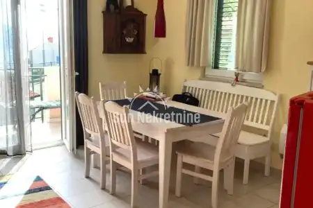 ZAGORJE, ISTRA, APARTMANSKA KUĆA SA PREKRASNIM PANORAMSKIM POGLEDOM NA MORE