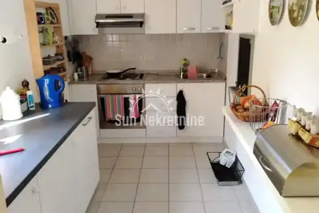 ZAGORJE, ISTRA, APARTMANSKA KUĆA SA PREKRASNIM PANORAMSKIM POGLEDOM NA MORE