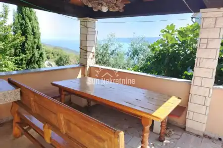 ZAGORJE, ISTRA, APARTMANSKA KUĆA SA PREKRASNIM PANORAMSKIM POGLEDOM NA MORE