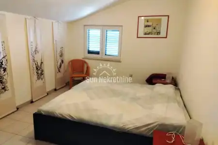 ZAGORJE, ISTRA, APARTMANSKA KUĆA SA PREKRASNIM PANORAMSKIM POGLEDOM NA MORE