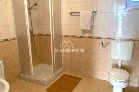 ZAGORJE, ISTRA, APARTMANSKA KUĆA SA PREKRASNIM PANORAMSKIM POGLEDOM NA MORE
